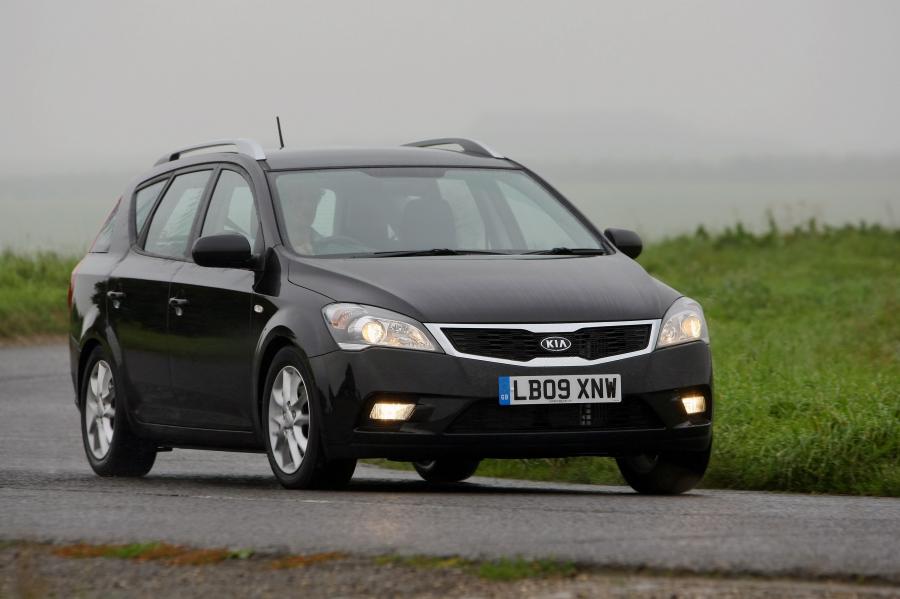  Kia cee&rsquo;d SW 2009 года  (фото 50 из 61)